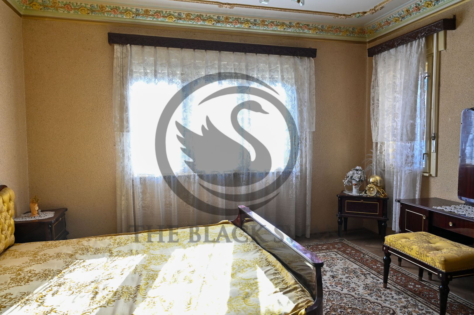 Casa cu 6 camere de vanzare | Zona Ultracentrala, Baicoi | Comision 0% - Poză 7