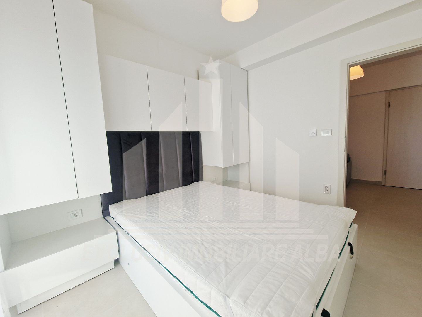 Apartament cu 2 camere, etaj 2, Bloc Nou - Poză 2