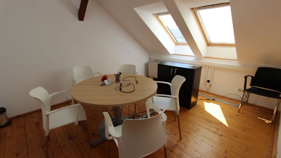 Spațiu birouri 282mp -Ultracentral- 3000 euro/luna+TVA - Poză 5