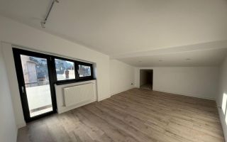 APARTAMENT MANSARDA BLOC NOU - Poză 3