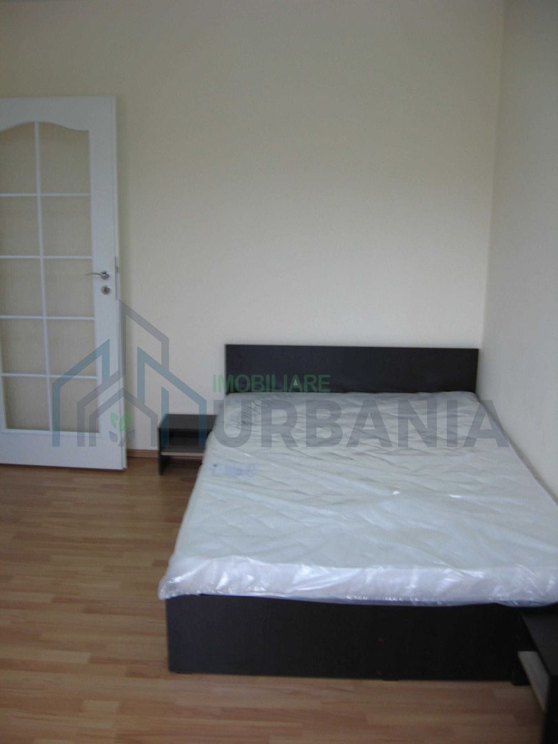 # apt 1 cam. Pacurari AC, 8/10 - Poză 1