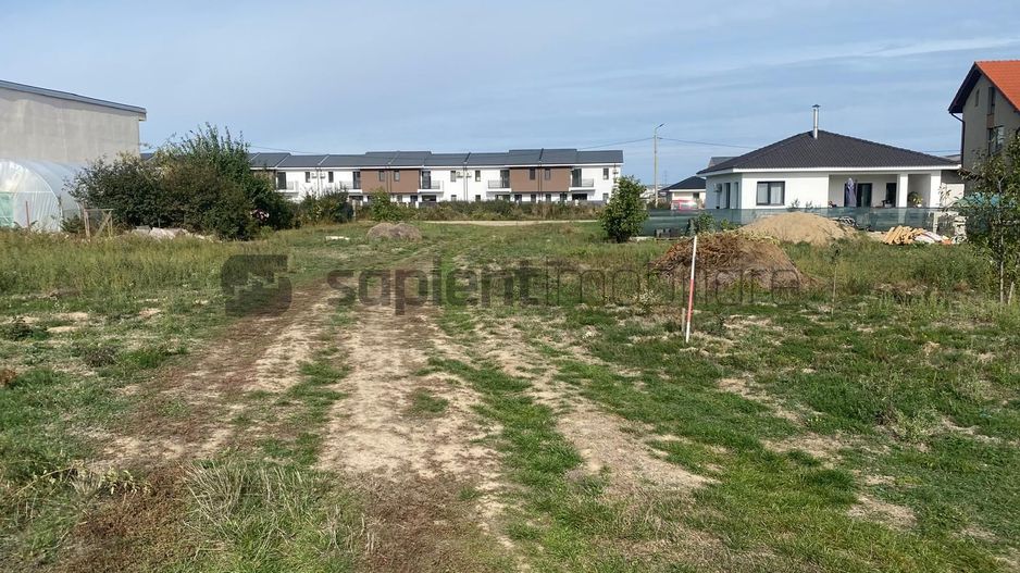 TEREN IN SANMARTIN Parcelat - Poză 1