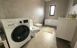 Vilă de închiriat cu 5 camere P+1 160 mp utili Copou - Poză 15