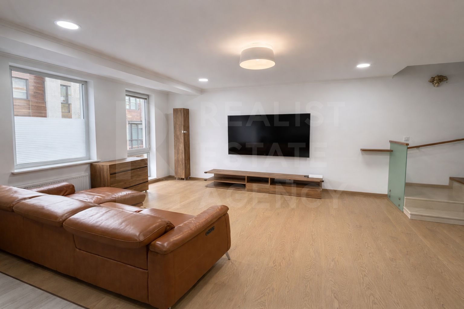 Townhouse in 3 nivele, 4 camere, str. Bucovinei, Ciocana. - Poză 2