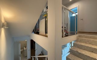 Casa insiruita deosebita cu 5 camere in cartierul Sopor - Poză 5