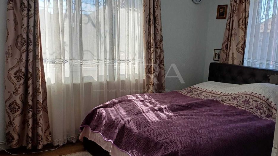 Casa individuala, zona centrala, poziționare excelentă, teren generos. - Poză 4