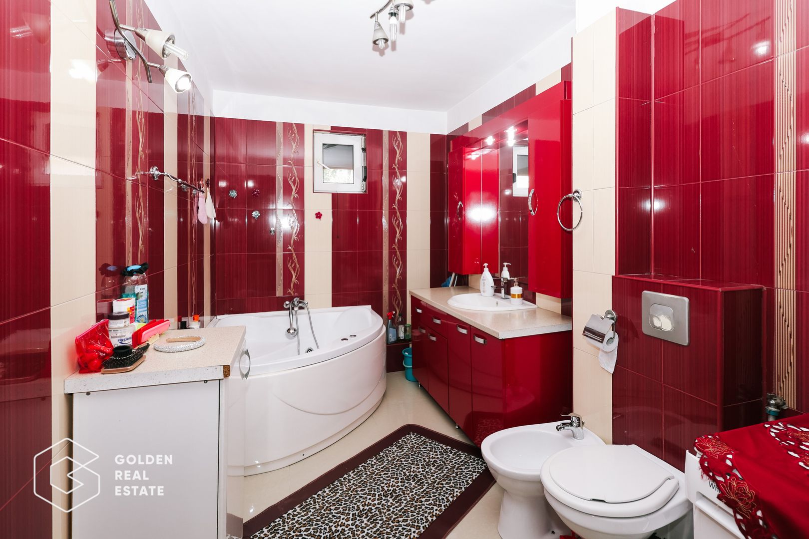 Casa spatioasa P+1E+M in Voluntari,  273 mp utili, comision 0% - Poză 13