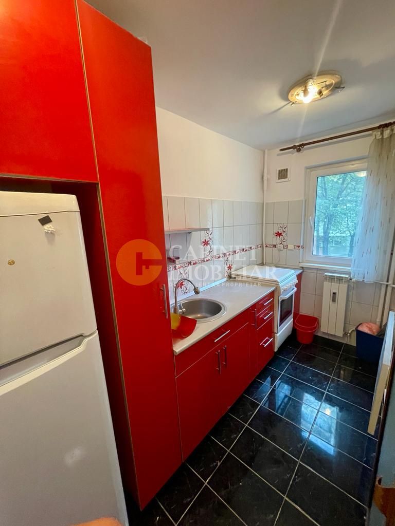 Apartament cu 3 camere - Etaj 1 - Bloc Fara Risc - Podu Ros - Poză 5