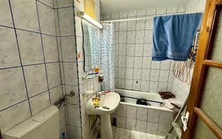 Apartament 3 Camere, Locuri Parcare! Oază Urbană la Doi Pași de Tot Ce Contează - Poză 7