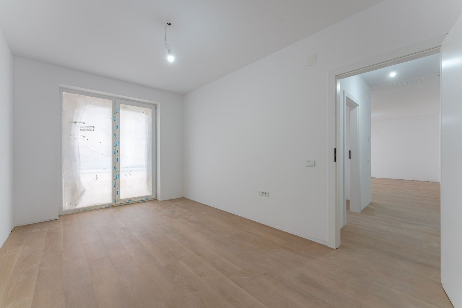 Apartament 2.5 Camere Sala Polivalentă | 61 mp Util + 10 mp Balcon - Poză 4