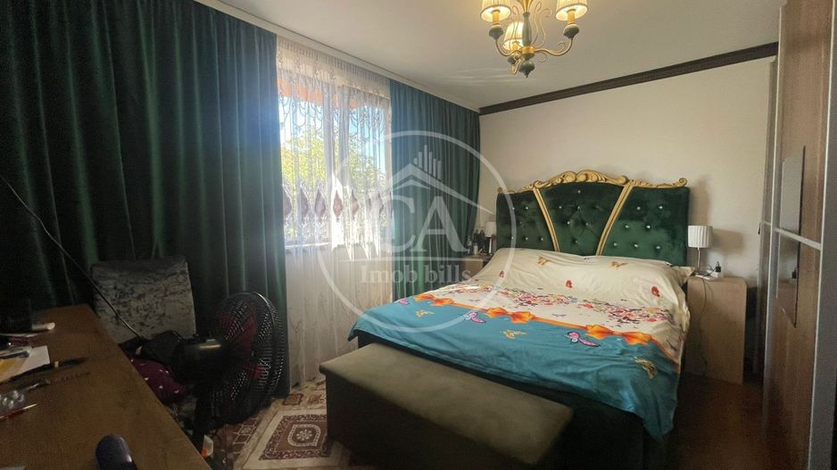 Casă de vânzare cu 4 camere în Cartierul Tineretului, Oradea - Poză 13