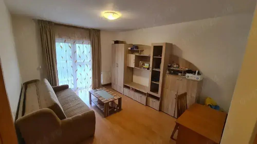 Studio mobilat complet, etaj 2, parcare inclusă, centrală, prima închiriere - Poză 1