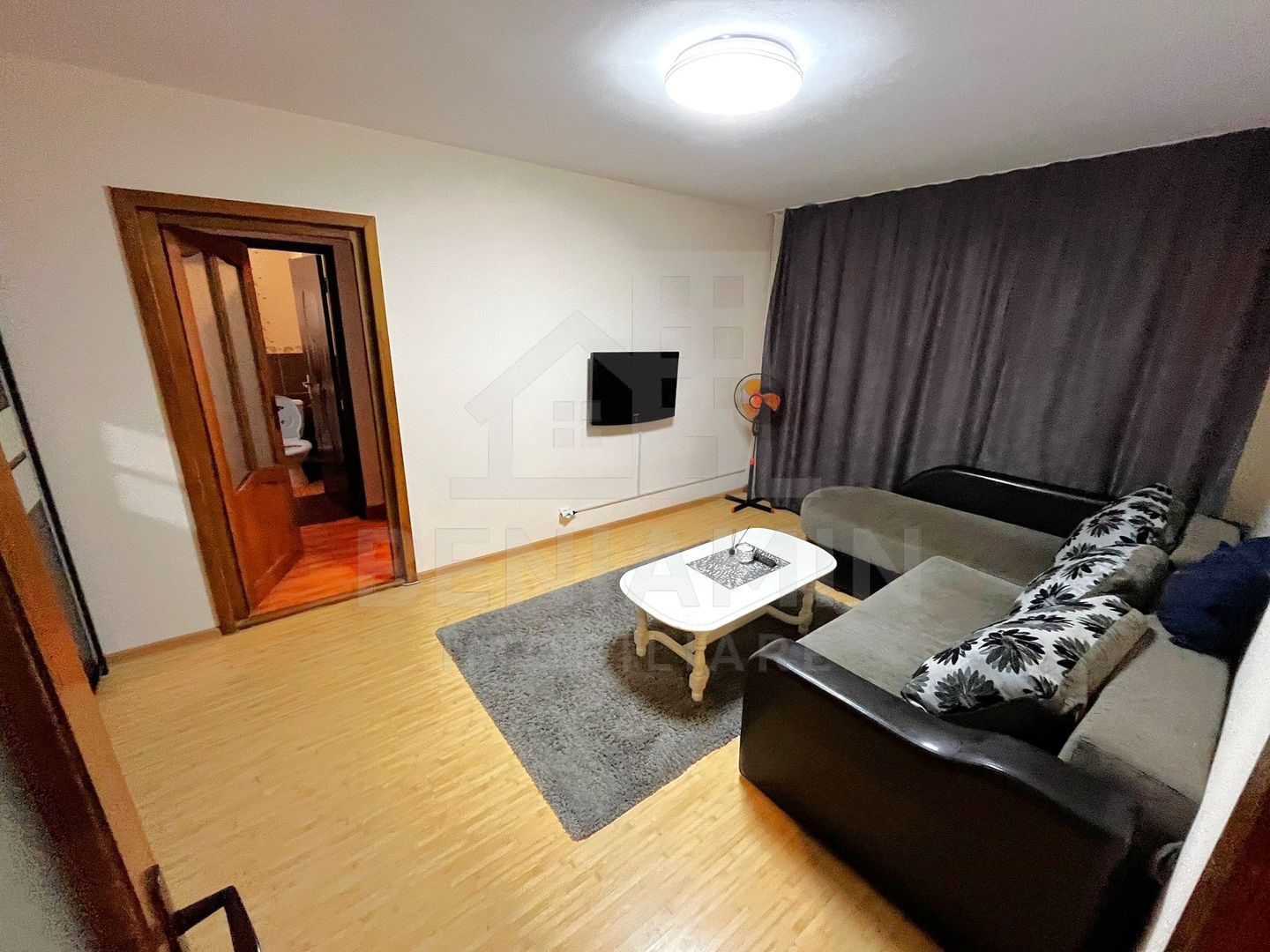 Apartament-2 Camere-Parter Inalt-60mp-2 Balcoane-Piata Valea Rosie - Poză 2