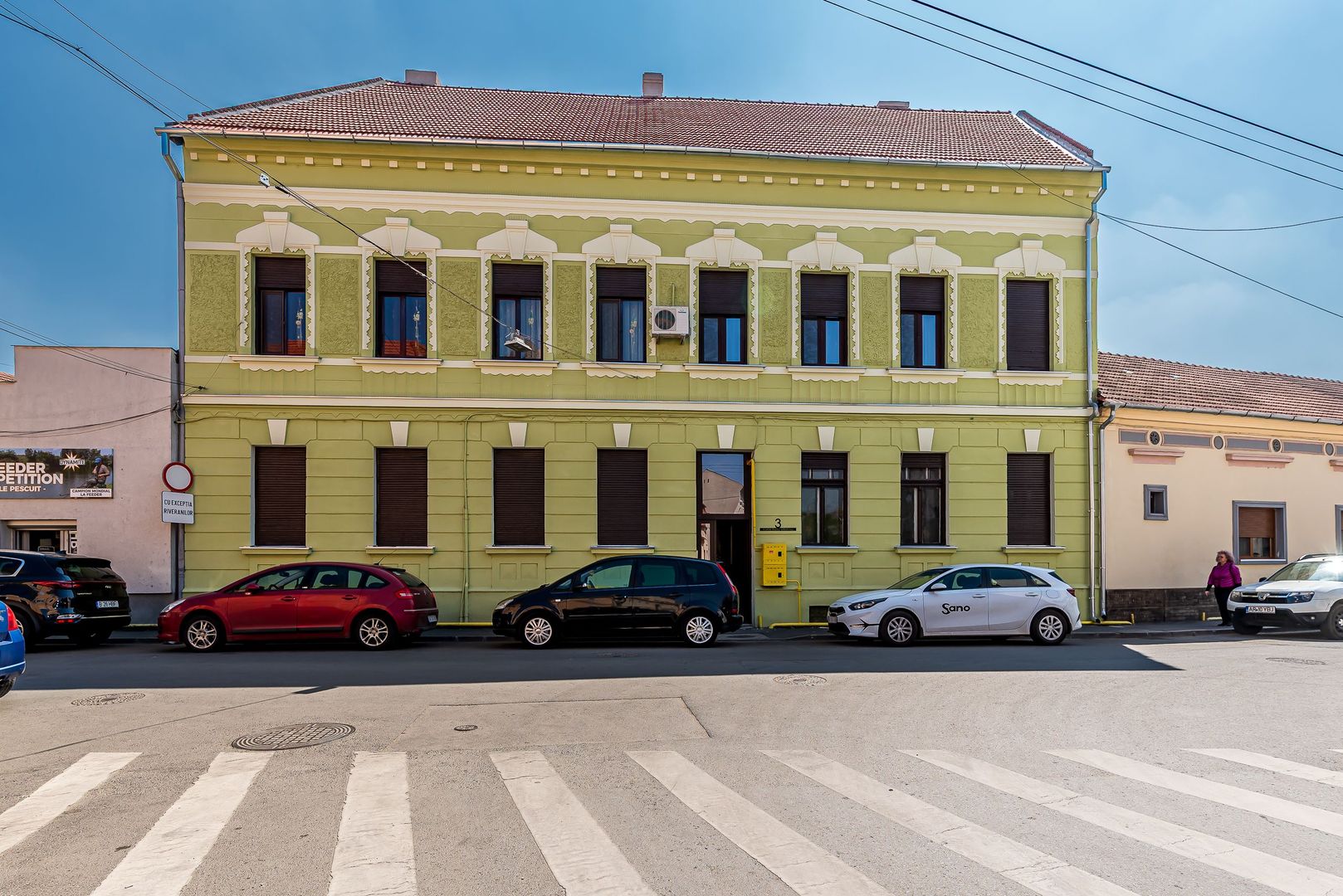 O locuință așezată între două repere ale centrului Aradului - Poză 1