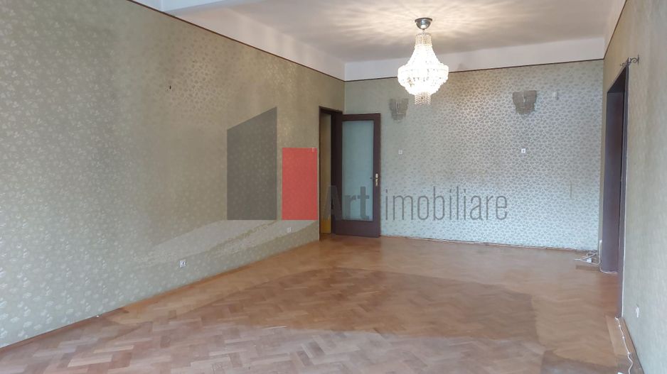 Apartamentul "BEQUEM",  180 mp suprafata totala, CONSOLIDAT, GARAJ IN ACTE, BOXE - Poză 5