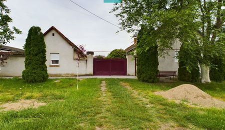 Casă cu 5 camere – Sântana centru, jud. Arad