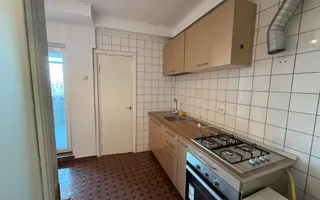 2 decomandate, Piata Centrala - 450 Euro - Poză 16