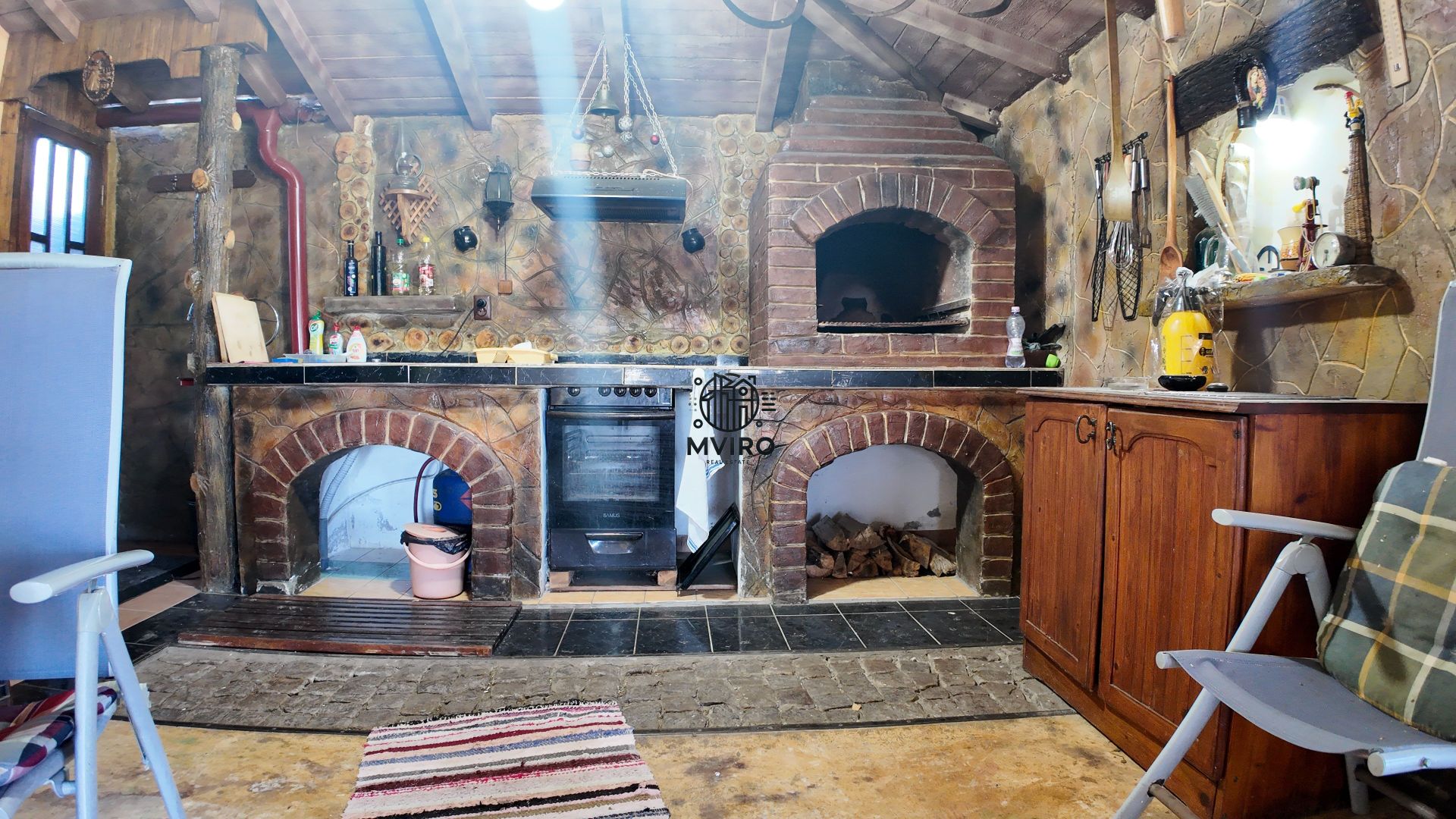 Casa de vanzare in Targoviste - 5 camere, 2 garaje, teren generos - Poză 22