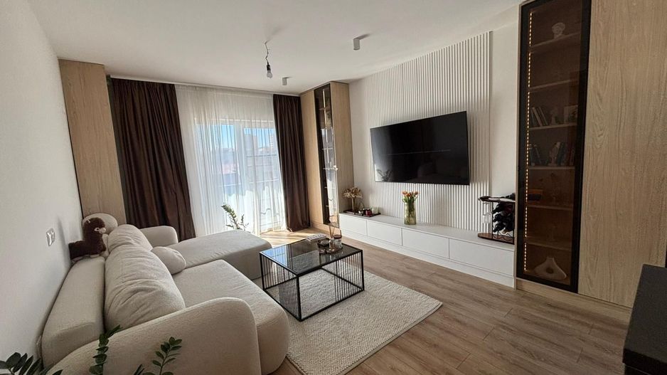 Penthouse 3 camere PREMIUM cu terasa 60mp in Selimbar, zona Brana - Poză 1