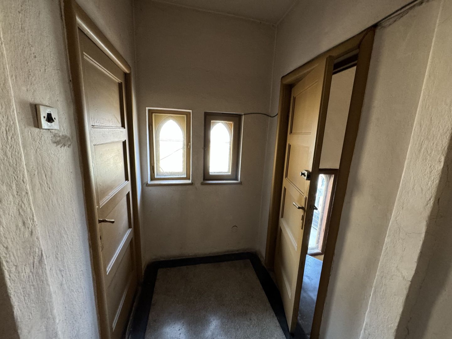 3 apartamente in Vila Primaverii 300 mp utili teren 250 mp - Poză 25