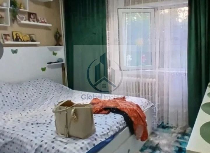 apartament 3 camere zona militari - Poză 5