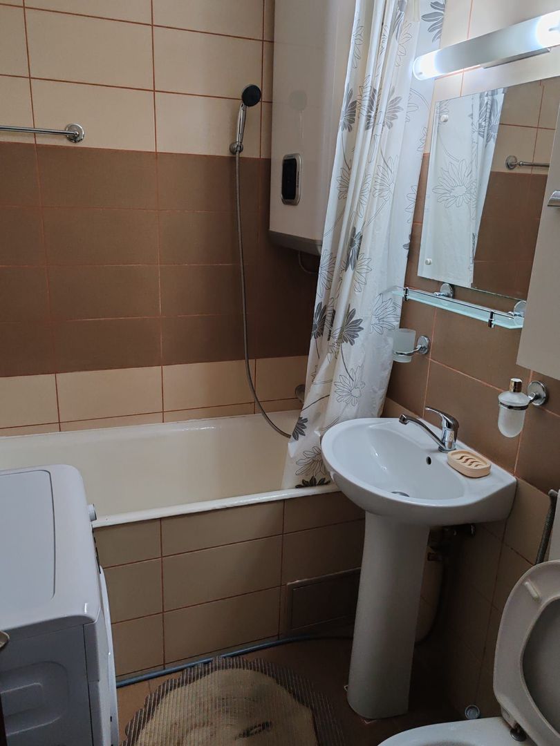 vand garsoniera zona Bulevard Tudor Vladimirescu,etaj superior - Poză 6