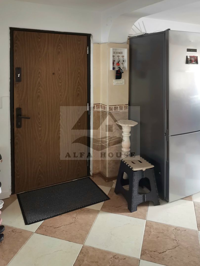 Apartament cu trei camere, zona Racadau 74 mp - parcul Trandafirilor - Poză 5