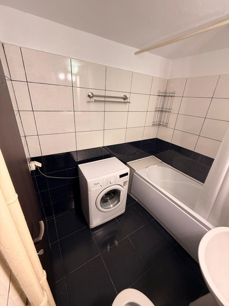 Apartament 2 camere de închiriat Apărătorii Patriei Centrală proprie - Poză 7