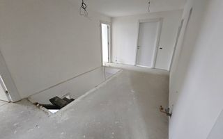 Vila Tătărani - 280 mp utili - 500 mp Teren - 8 Camere + 4 Băi - Poză 10