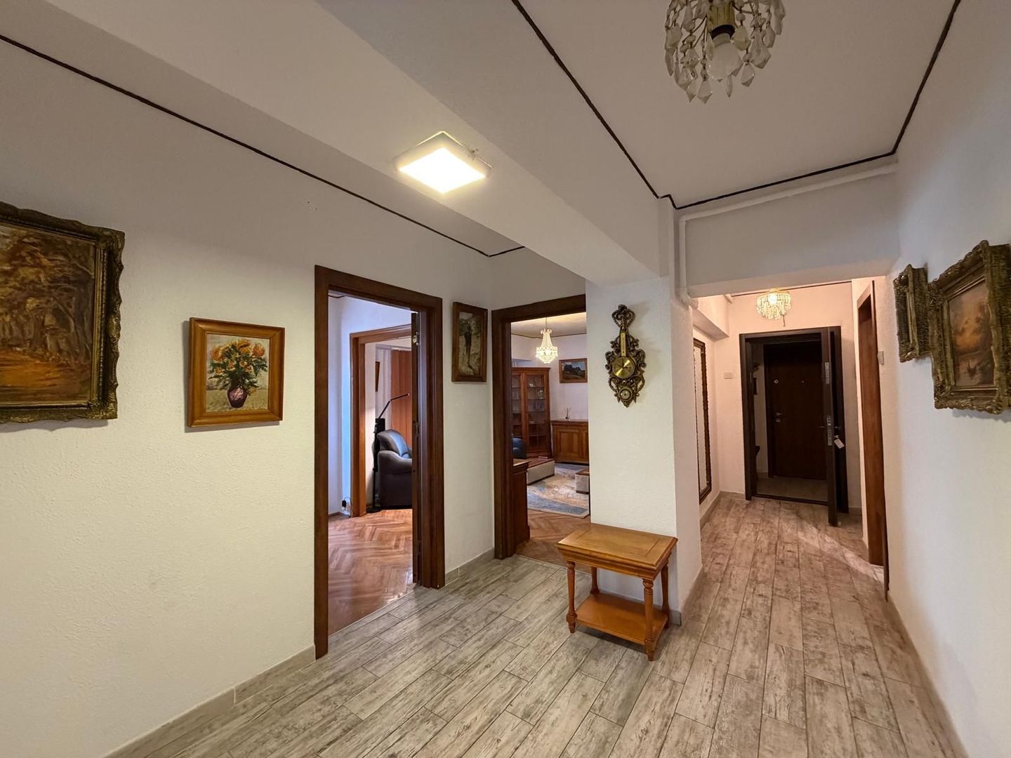 Apartament Piata Unirii, cu parcare - Poză 7
