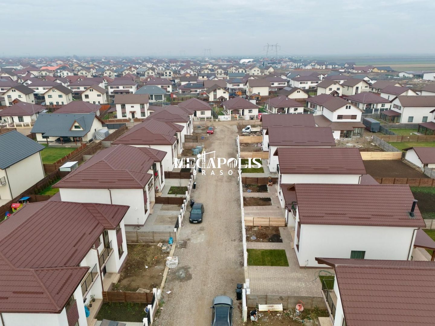 BRASOV  Casa Tip Duplex  în Cartierul izvor / Intabulata - Poză 1