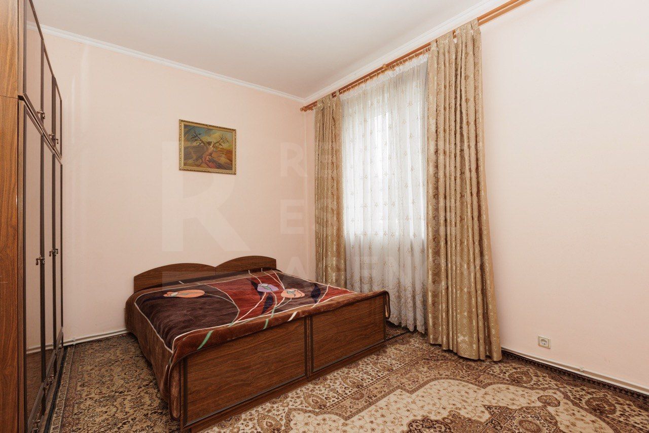 Vânzare, casă 3 nivele , str. Sihastrului, Codru - Poză 14