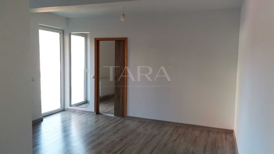 Apartament cu 2 camere în Florești . - Poză 1