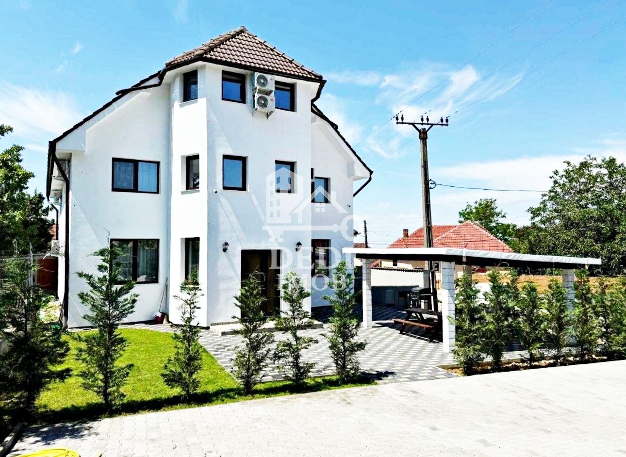 Pensiune de vânzare în Baile 1 Mai, Bihor - Poză 1