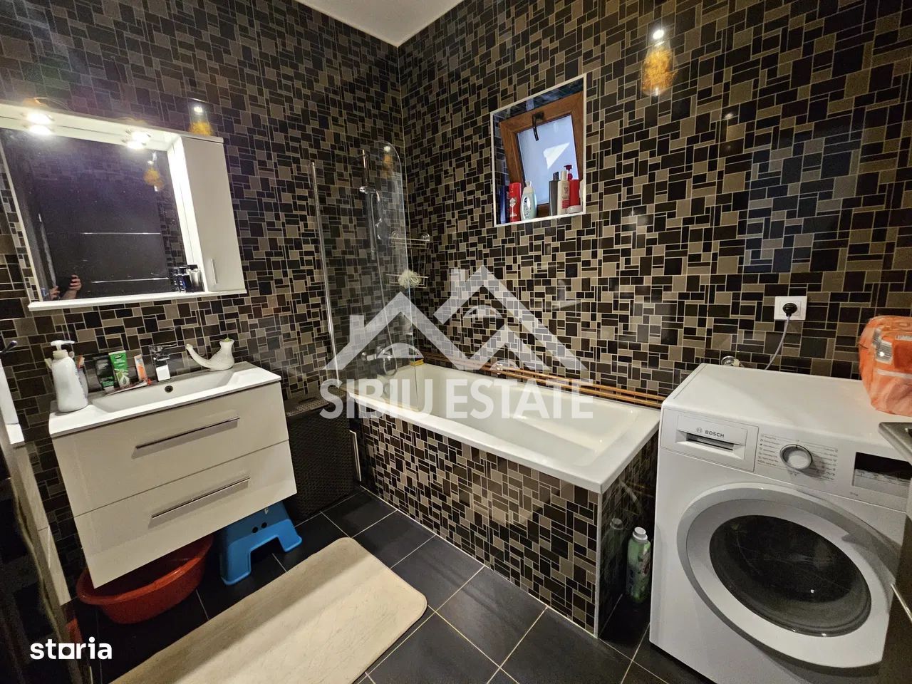 Apartament la Vila cu  3 camere cu grădină 147 mp. si 2 locuri parcare - Poză 7