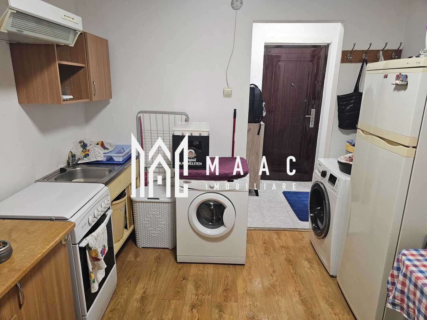 Apartament 1 Camera I Etaj 1 I Decomandat I Terezian - Poză 1