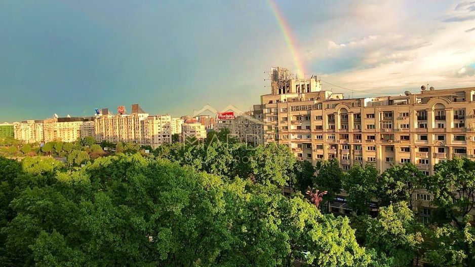 Apartament 2 camere ultracentral // Bulevardul Unirii // vedere Fantani - Poză 1