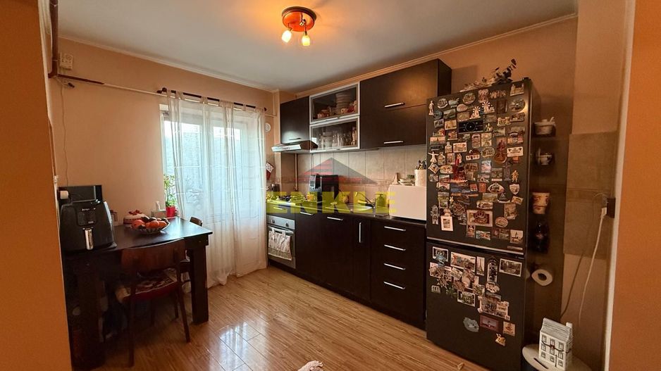 Închiriere – Apartament 3 camere mobilat utilat zona farmacia Anca - Poză 6