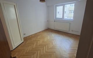 Apartament de inchiriat 3 camere Ultracentral Metrou Universitate L349 - Poză 3