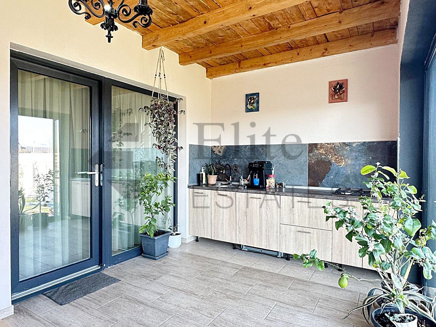 Casa cu 3 camere și teren 560 mp in Cartierul Episcopia din Oradea - Poză 17