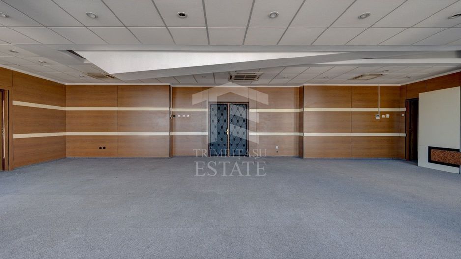 PLOIESTI -ultracentral | Spatii comerciale de inchiriat de la 21mp - Poză 18