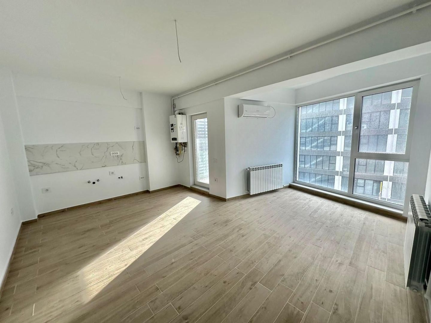 Apartament deosebit 2 camere Mamaia - Poză 6