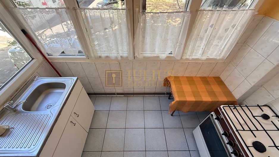 3 camere-2 dormitoare| langa Uranus Plaza| centrala proprie| etaj 1 - Poză 11