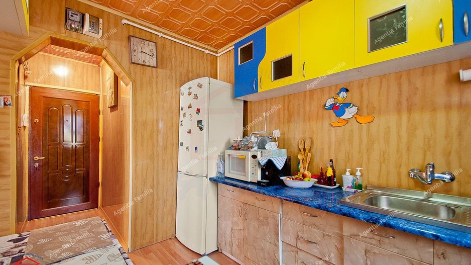 52500 Euro negociabil, trei camere renovat, mobilat si utilat, Micro 2 - Poză 7