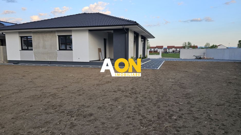 Casa 4 camere, 2 bai, 866 mp teren, predare la cheie, Micesti - Poză 2