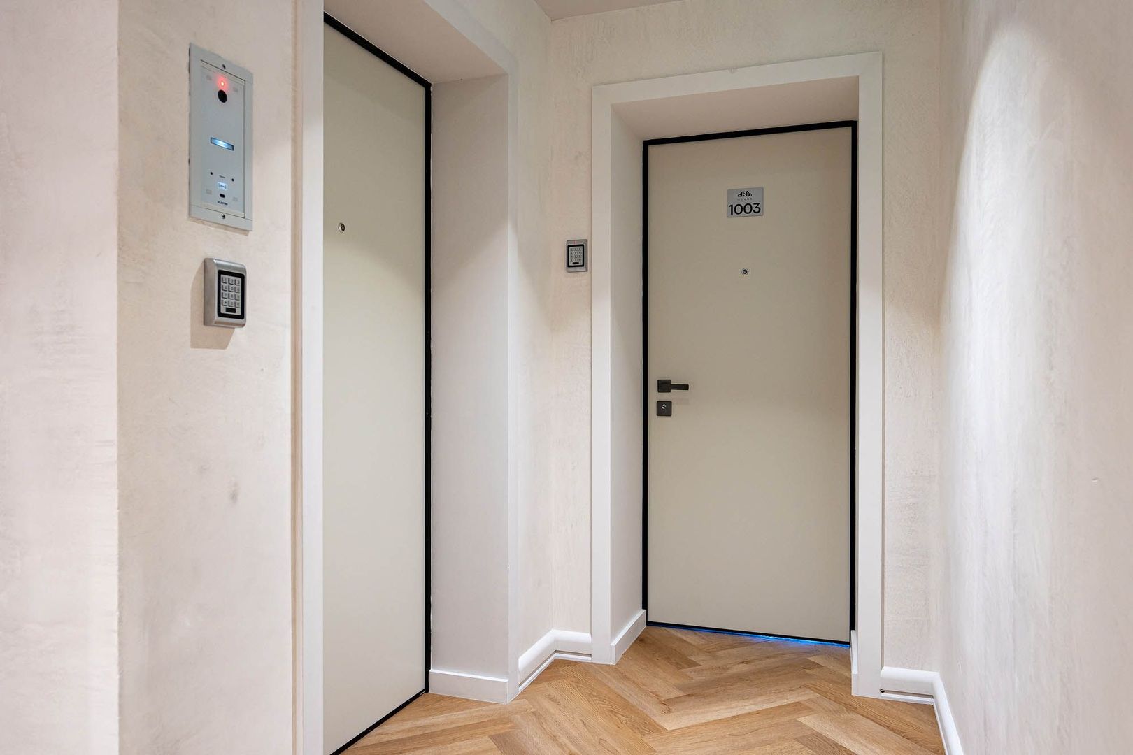 Aparthotel building Unirii B+GF+E+11 floors with 51 apartments, restaurant and SPA - Poză 43