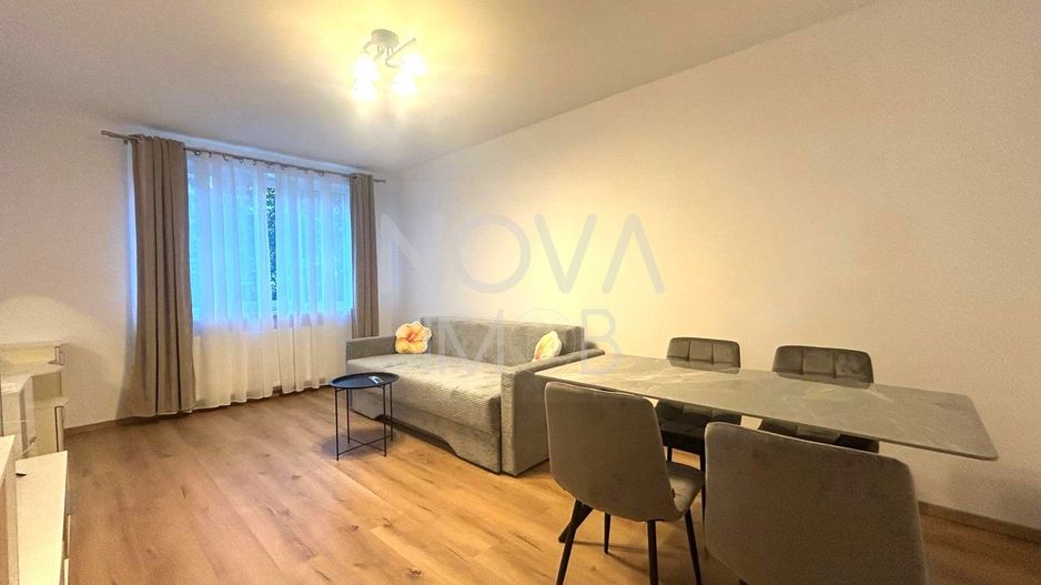 Apartament 3 camere, prima inchiriere - Strand - Poză 1