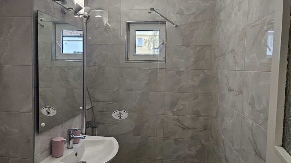 APARTAMENT DE INCHIRIAT 2 CAMERE CALEA DUMBRAVII - Poză 5