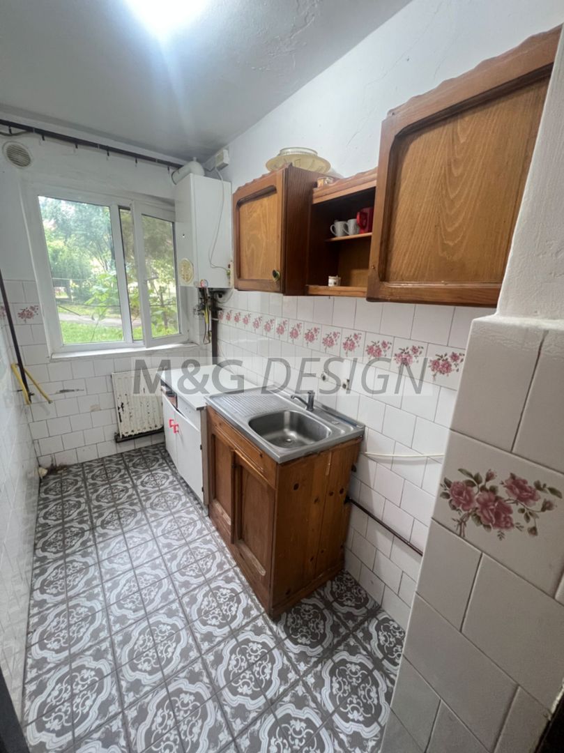 2 camere Girocului parter cu centrala si balcon - Poză 1