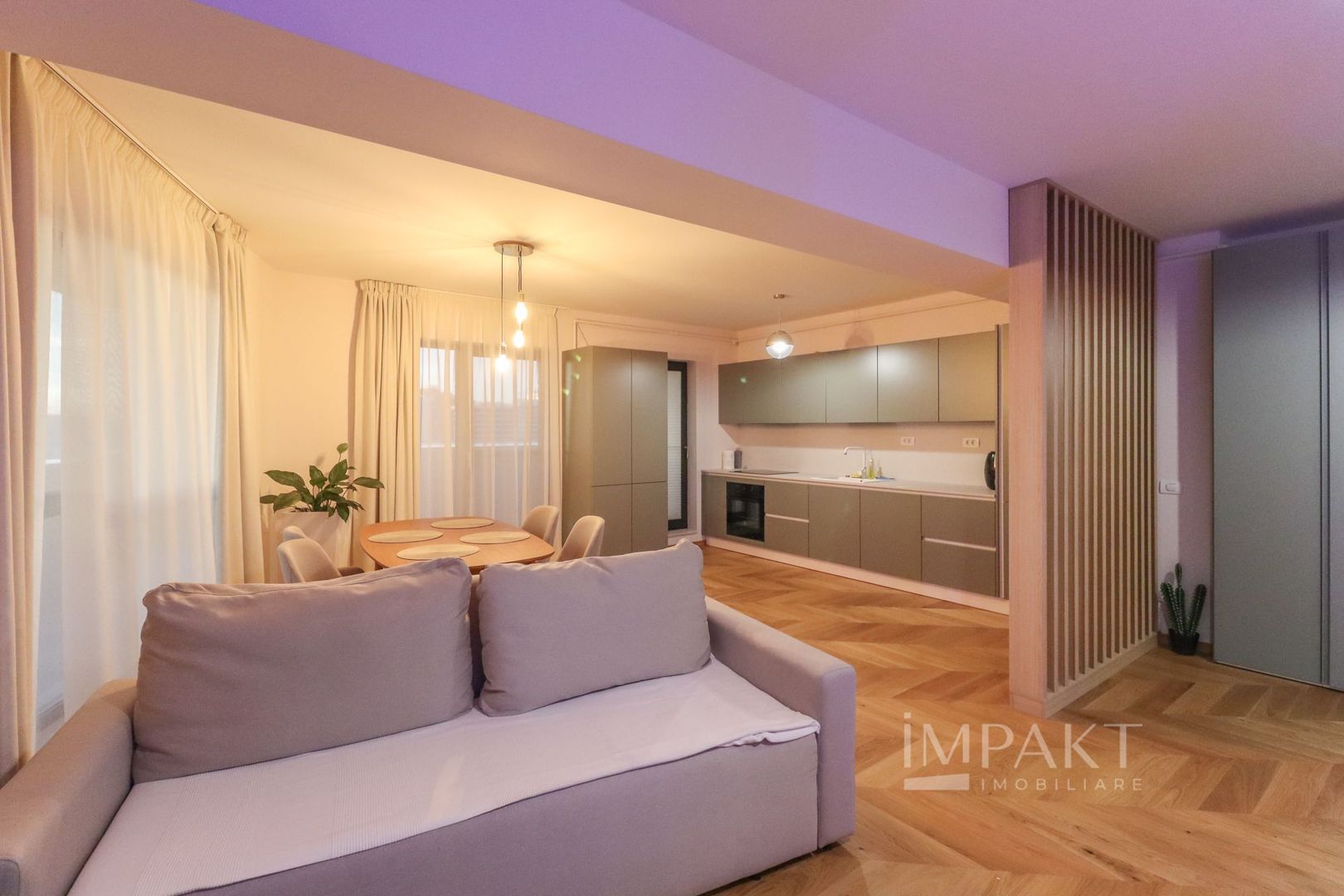 Apartament cu 2 camere ultrafinisat, cu un view deosebit, situat in ansamblul Wings! - Poză 5